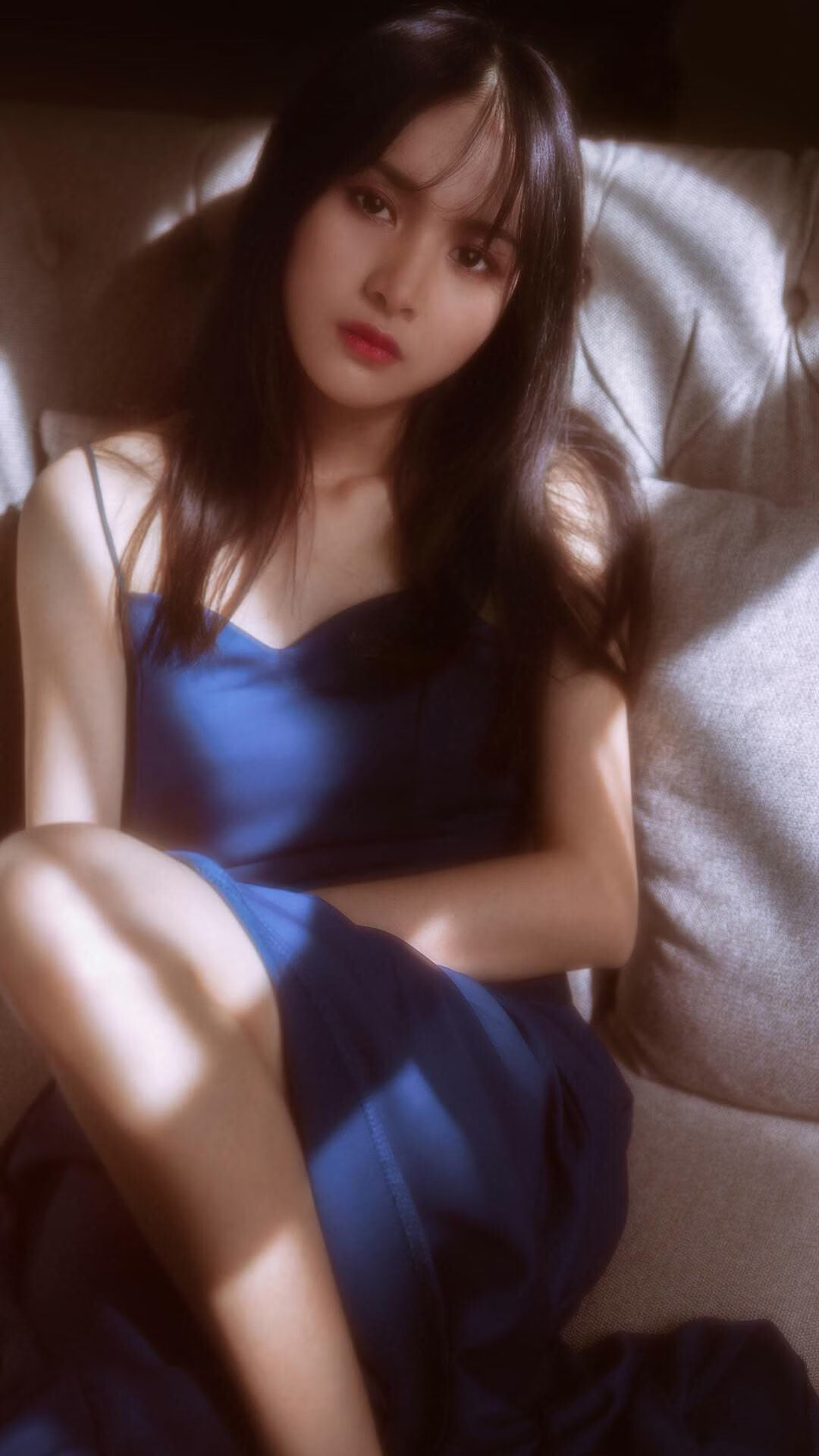 跨界传奇，篮球巨星伦纳德意外成为德甲争冠战之夜全场焦点